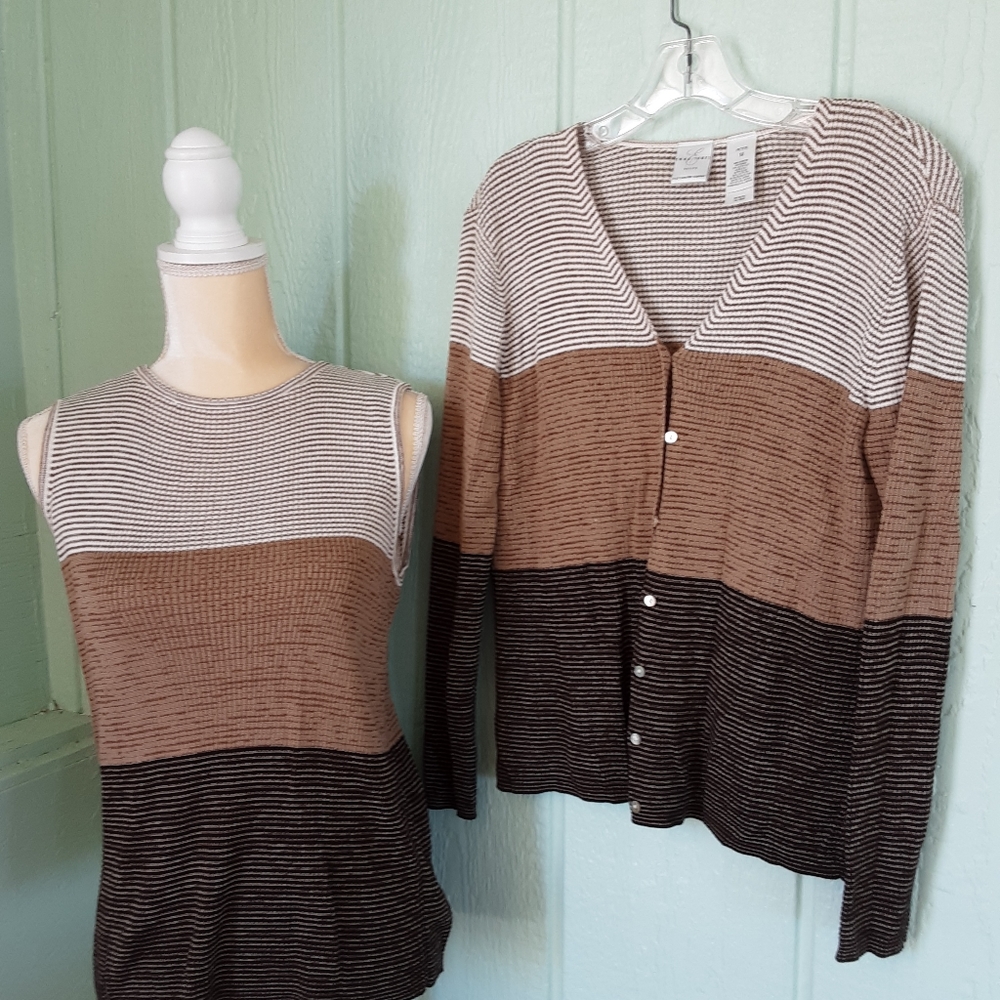 Emma James #419 Women Set Top and Cardigan Color Block Natural Sz M and M Petite